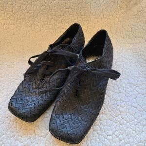 Papucei black textured square toe flats